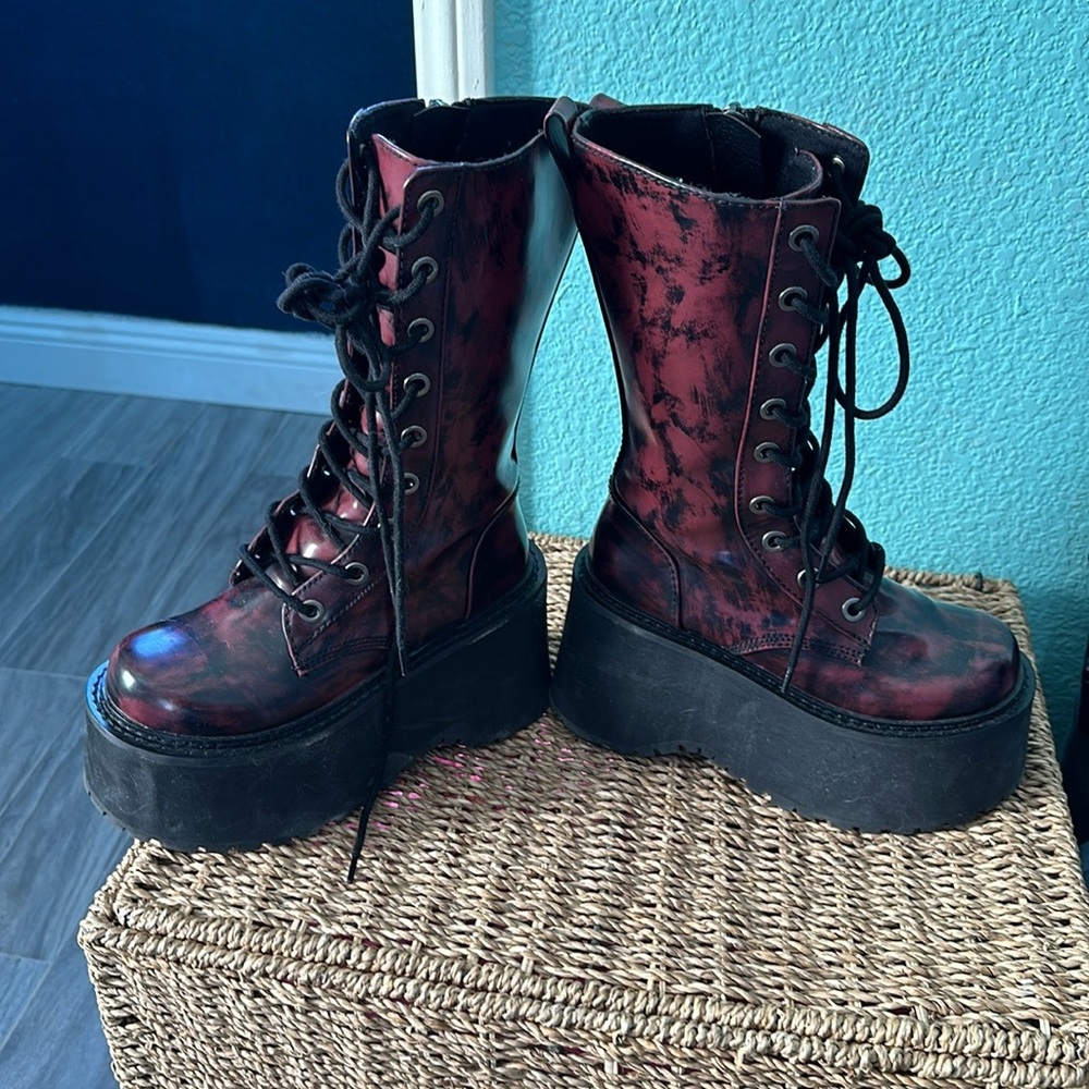Dolls kill Current Mood Booked Out Combat Boots 5 preowned its dark red burgundy